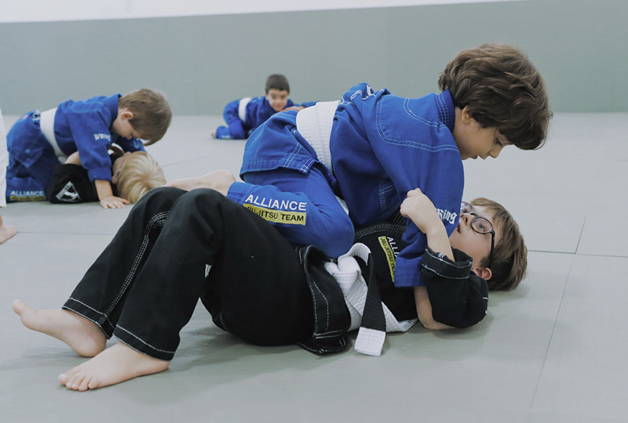 Alliance Jiu Jitsu Alto da XV - Programa para crianças e adolescentes